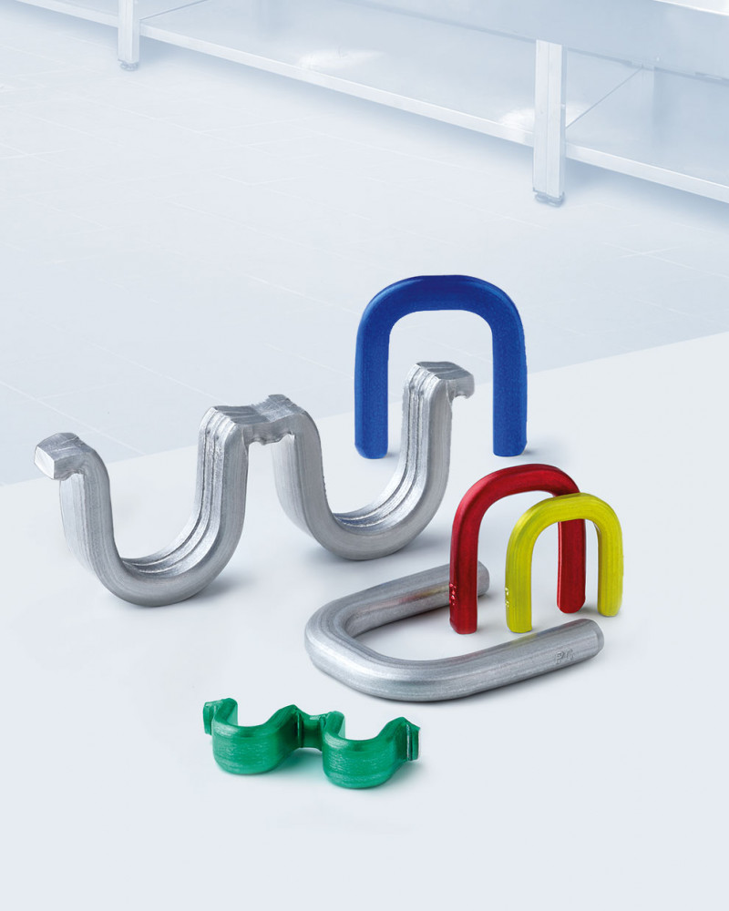 poly product clips
